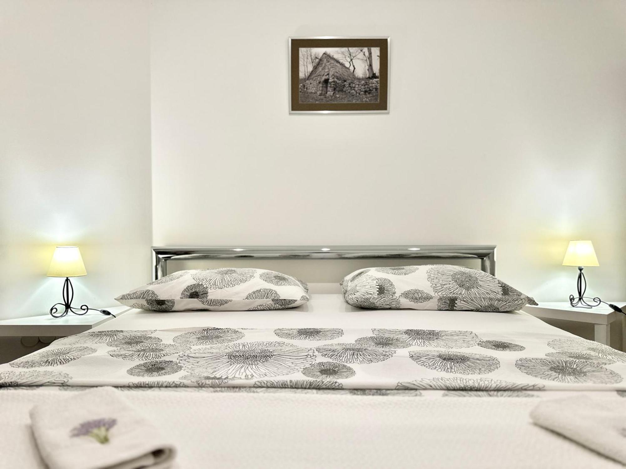 Villa Andrijana - Exclusively Yours - Family Getaway With Private Pool Kaštela Eksteriør bilde